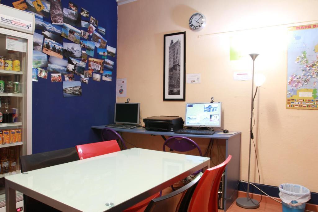 Hostel Hemingway Pamplona Exterior foto